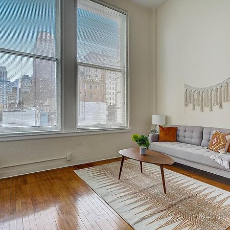 Frontdesk I The Cosmopolitan Apts Philadelphia Διαμέρισμα Εξωτερικό φωτογραφία