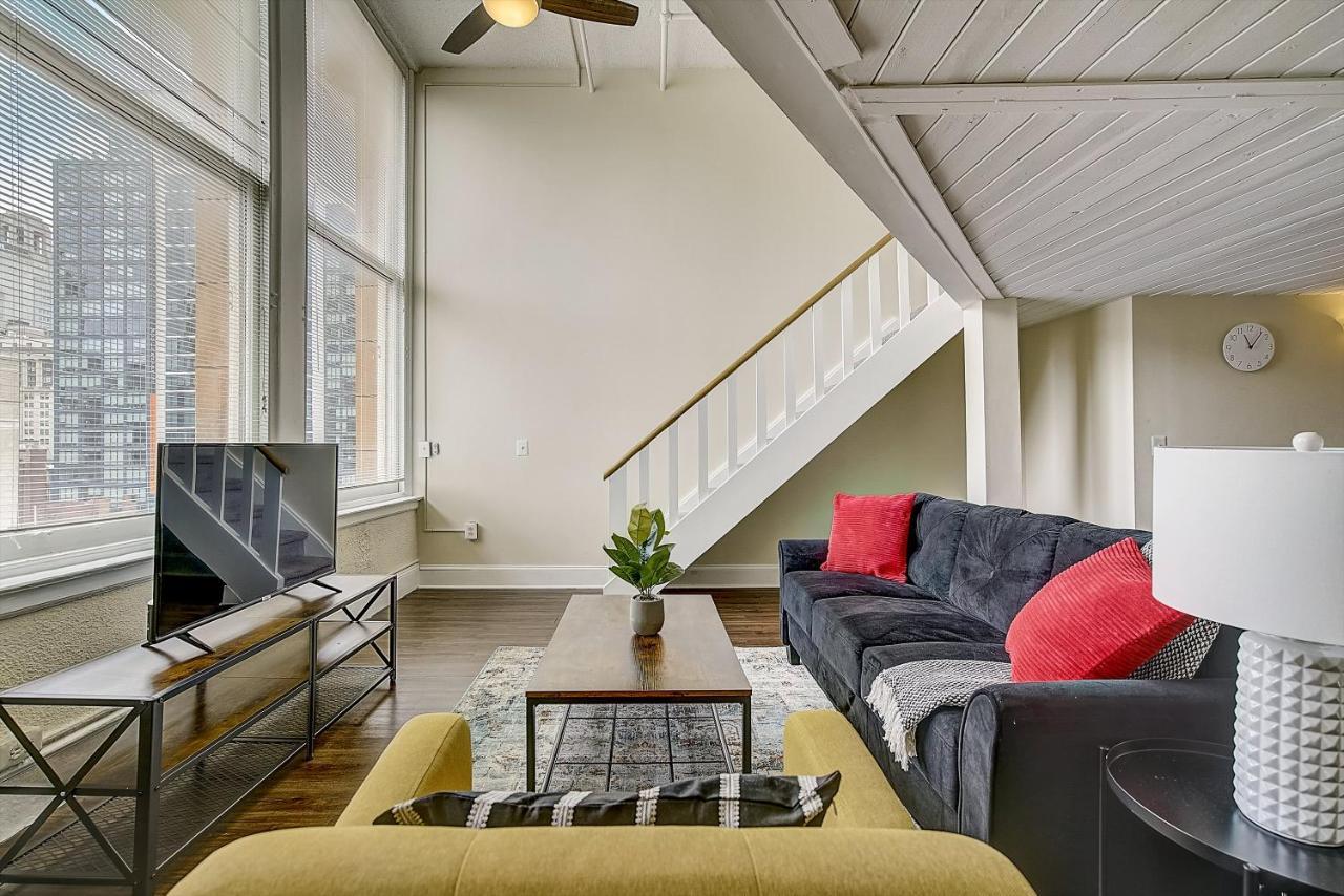 Frontdesk I The Cosmopolitan Apts Philadelphia Διαμέρισμα Δωμάτιο φωτογραφία